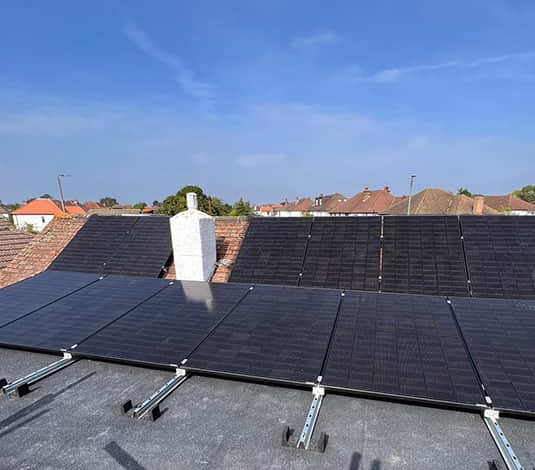 how much do solar panels cost uk 10